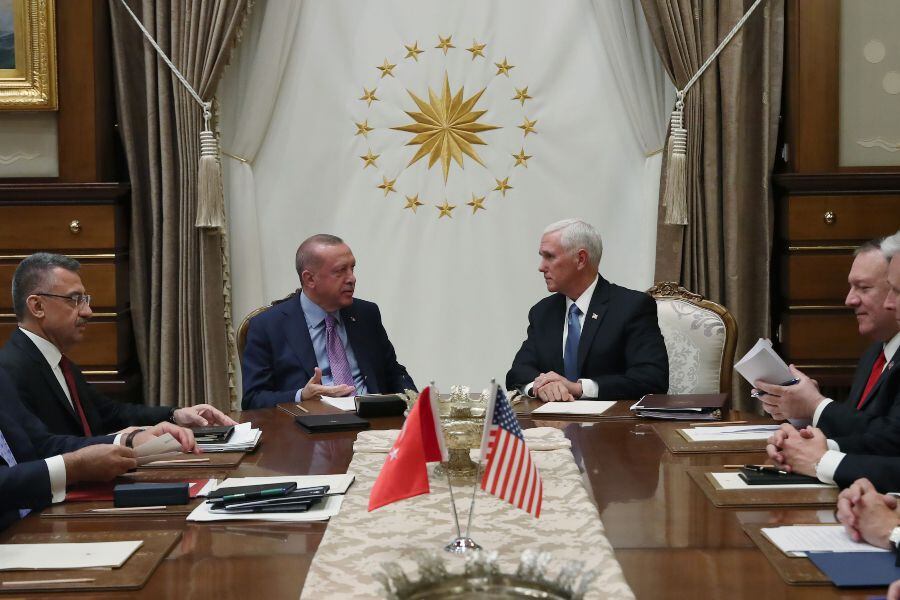 Erdogan y Pence (1)