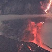 El impactante registro de la erupción del volcán Sakurajima en Japón