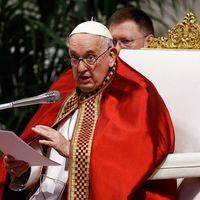 Papa desata tormenta en el Vaticano con designación de obispo argentino como nuevo zar de la doctrina