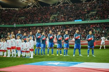 Chile vs. Paraguay: El fútbol por TV y más actividad deportiva para este lunes
