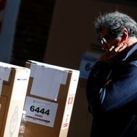 Problemas con el voto electrónico y 68,3% de participación marcan elecciones primarias en Argentina
