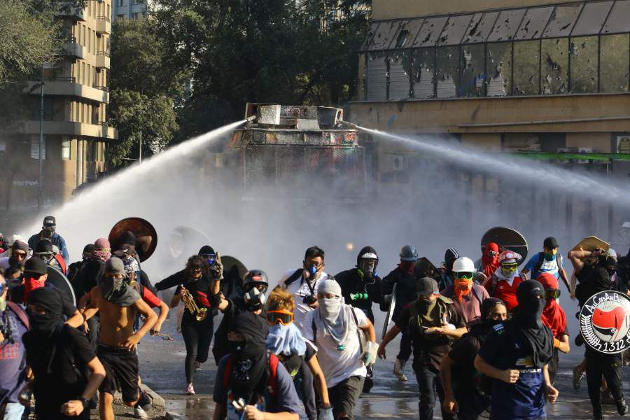 Protesta en Plaza Baquedano 14 de Febrero