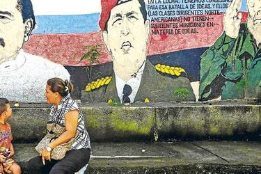 mural Daniel Ortega y Hugo Chávez