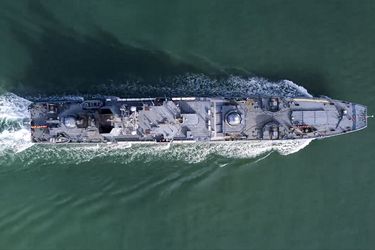 Rusia lleva a cabo un ensayo con misiles contra “un buque de guerra enemigo simulado”