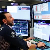 Wall Street acumula importante avance semanal y el IPSA sube