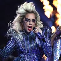 Fans de Lady Gaga crean reseñas falsas de Venom para apoyar A Star Is Born