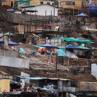 Tras incendios en Valparaíso: gobierno informa que 98% de los damnificados ha recibido el Bono de Recuperación 