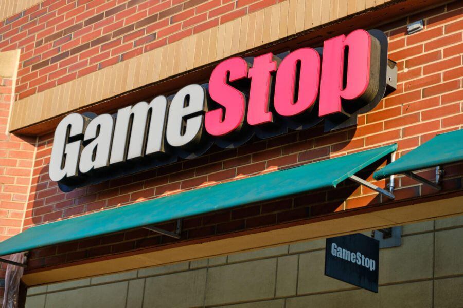 gamestop-sign-shutterstock (1)