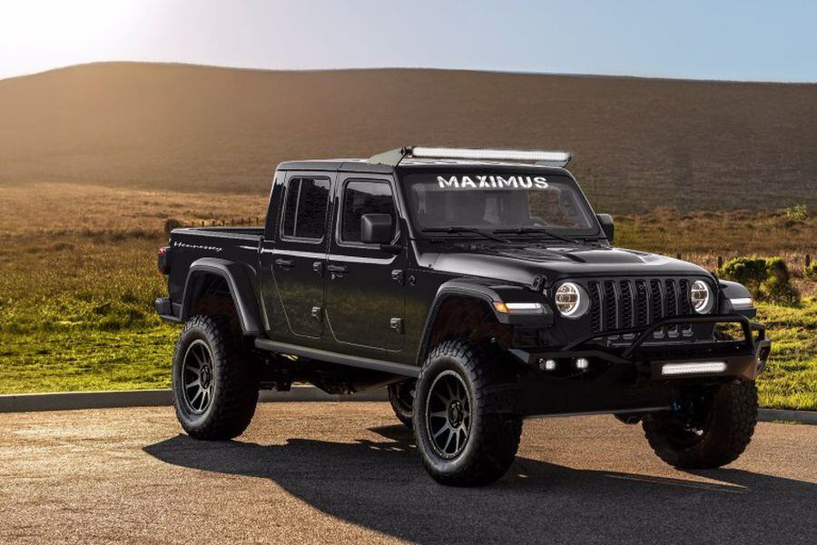 Hennessey-Maximus-Jeep-front