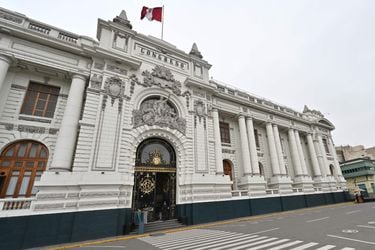 Congreso de Perú rechaza de nuevo mociones legislativas sobre adelanto de elecciones generales para 2023