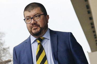 Corte de Rancagua determina que el fiscal Palma debe mantener en secreto la información incautada en casa de Sergio Moya