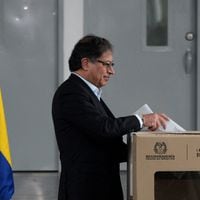 Carlos Fernando Galán gana elección para alcaldía de Bogotá en duro revés para gobierno de Petro