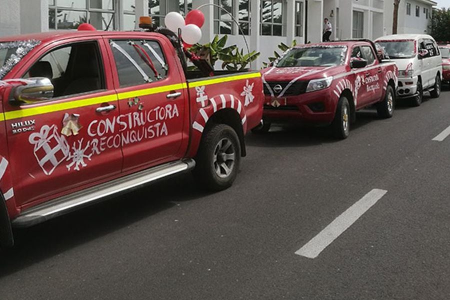 caravana navideña PDI