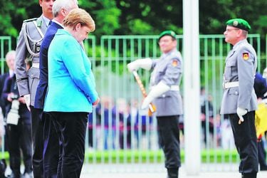 Finnish Prime Minister Rinne visits Berlin (46121062)