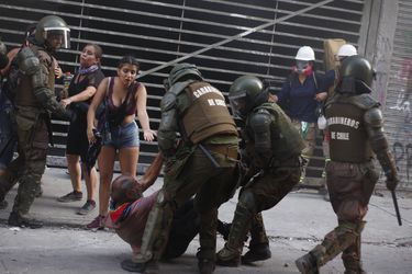Director de HRW para América y agresión a adulto mayor: “Es imposible que Carabineros recupere legitimidad ciudadana con conductas repugnantes como esta”