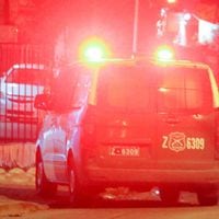 Disparando contra delincuentes carabinero de franco frustra robo de vehículo en Providencia 
