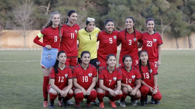 La selección afgana de fútbol femenino.