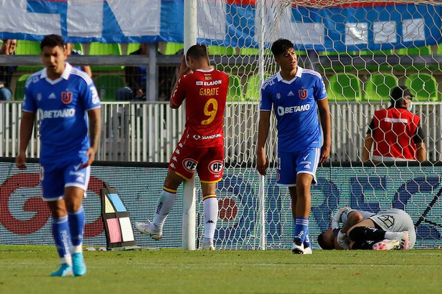 Cristóbal Campos evitando un gol de Unión Español. Foto: Agencia Uno.
