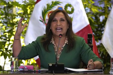 Primer ministro de Perú apunta al expresidente Castillo como responsable de complot contra Boluarte