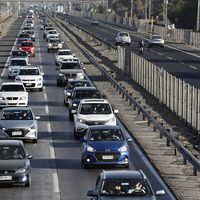 Días previos al interferiado: Más de 190 mil vehículos abandonaron la RM este viernes y sábado