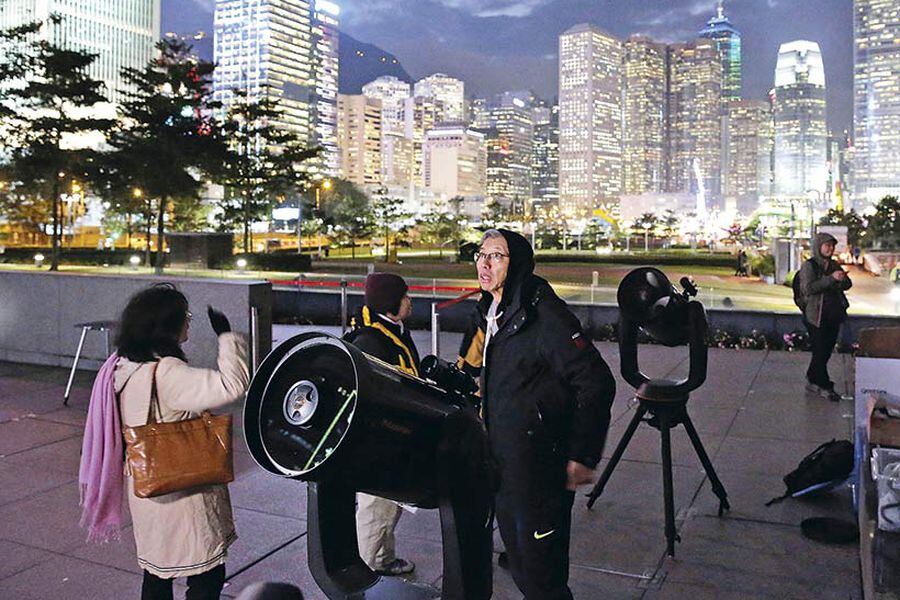 Hong_Kong_Lunar_Trifecta_02618