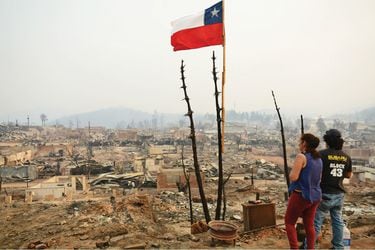 Los megaincendios ocurridos en el centro sur de Chile siguen latentes: cinco años después la naturaleza aún sufre los efectos del fuego