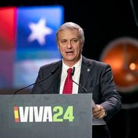 José Antonio Kast en cumbre de Vox en España: “En Chile hoy nos gobierna un travesti político”