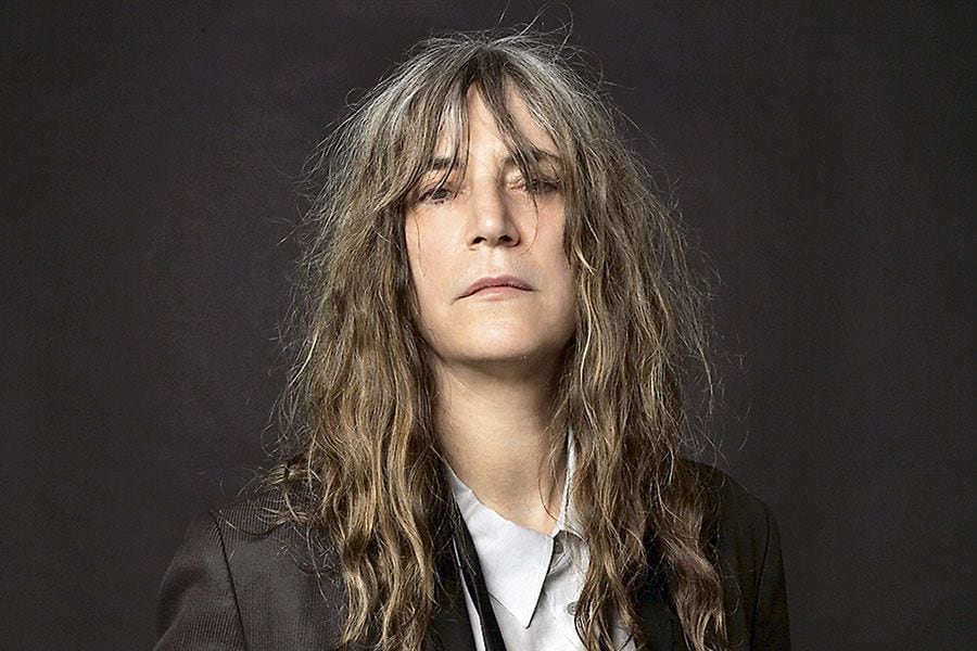 Patti Smith llega por primera vez a Chile y agenda concierto en el