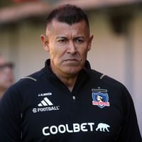 La frustración de Jorge Almirón tras igualar con Cobresal: “Estamos con bronca por el resultado”