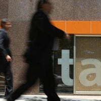 Itaú Unibanco logra cerrar con éxito la OPA por la filial del banco en Chile y se impone ante arremetida de LarrainVial