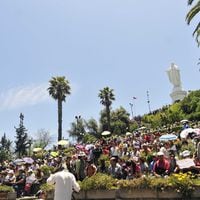 Al aire libre y en el Cerro San Cristóbal: Te Deum sale de la Catedral por segunda vez en 209 años