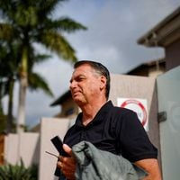Jair Bolsonaro, expresidente de Brasil, es hospitalizado de nuevo por una infección cutánea