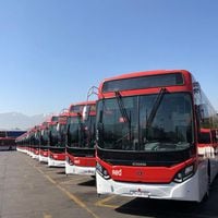 Conoce las modificaciones y nuevos recorridos de buses en Santiago