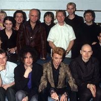 David Bowie, Dave Grohl, Robert Smith, Sonic Youth: la historia tras la foto que reúne a estrellas de rock
