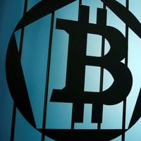 Qué viene para el bitcoin tras superar barrera “sicológica” de los US$50 mil: expertos dicen que el precio seguirá escalando