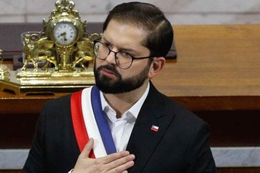 “Chile no podría entender un nuevo perdonazo”: Boric afirma que está “abierto a acordar soluciones y alternativas” para cumplir fallo de la Suprema por isapres