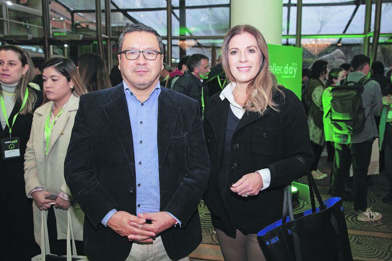 Claudio Benavides, CEO de ATC y Carla Sandoval, E-commerce Manager de Nestlé.