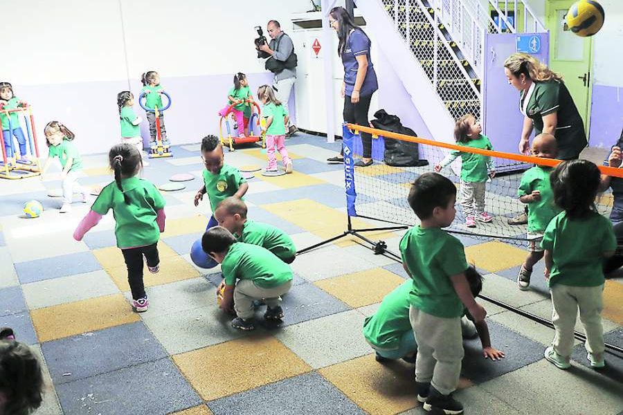 Ministro de Educacion visita Jardín Infantil Parque de los Reyes