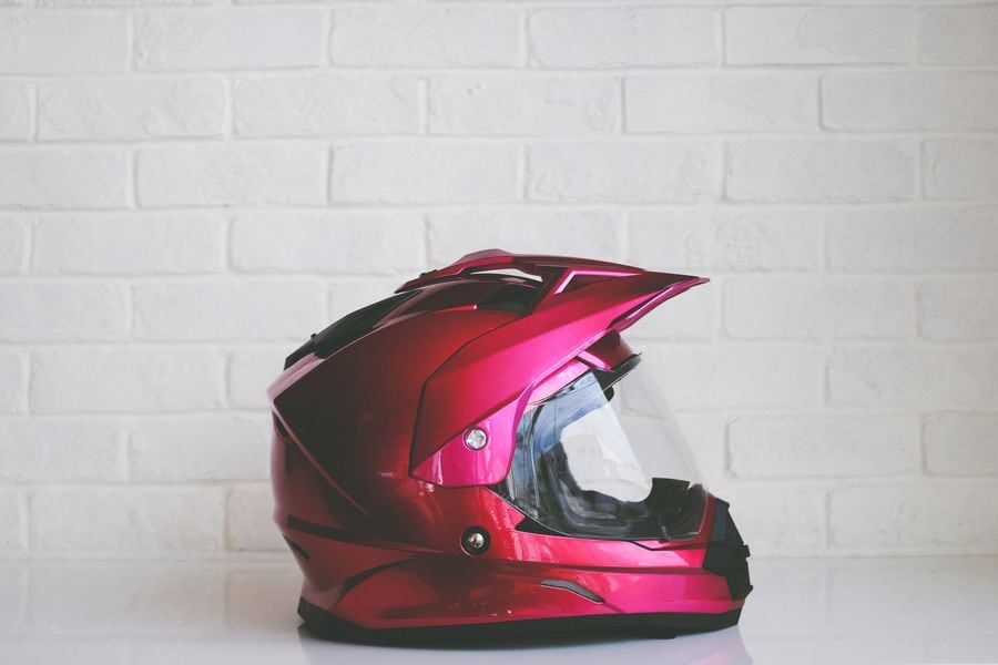 Consejos para comprar un casco para motocicleta