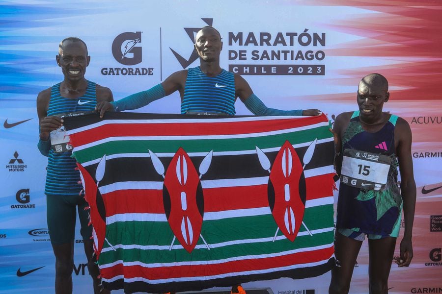 Kenia dominó en el podio de los 42K del Maratón de Santiago.
