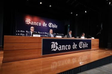 Banco de Chile incorpora dos mujeres a su directorio y anuncia inversiones por US$140 millones