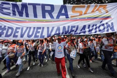 Presidente de Parlamento de Venezuela llama “ladrona” a fiscal argentina por avión retenido