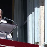 Papa Francisco se salta la homilía del Domingo de Ramos pero continúa el servicio religioso