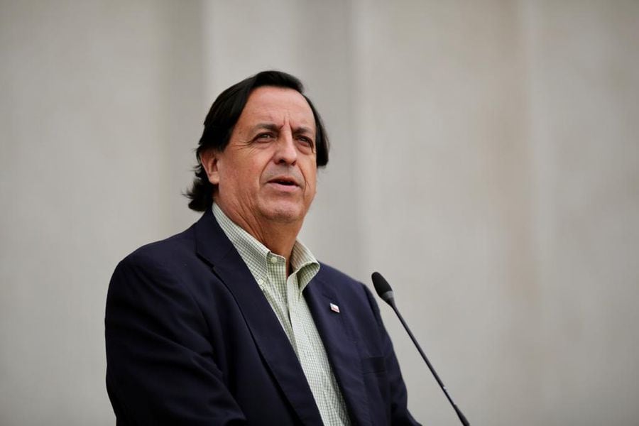Oposición anuncia acusación constitucional contra Pérez y llama a rechazar presupuesto de Carabineros  - La Tercera