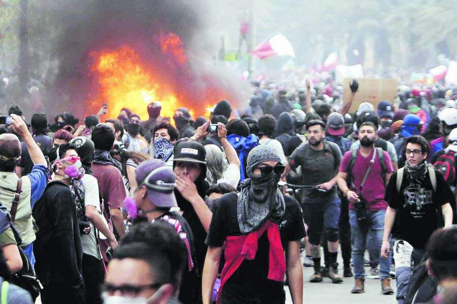 Imagen MANIFESTACIONES PLAZA ITALIA2575