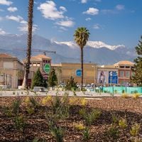 Portal La Dehesa inaugura planta de reutilización de aguas grises; regarán más de 4 mil m2 de jardínes