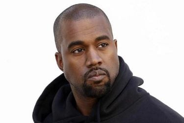 Kanye West abandona entrevista tras ser cuestionado por dichos antisemitas