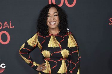 170814-shonda-rhimes-rd-124a_5c860bc7a66740dde9a27fdfa0880a1e.nbcnews-ux-2880-1000