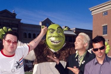 La vertiginosa historia de “All Star”, el gran éxito de Smash Mouth que aparece en Shrek 