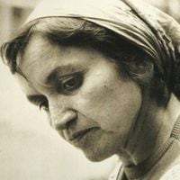 La historia de las dos obras desconocidas de Violeta Parra con huellas de la cantautora